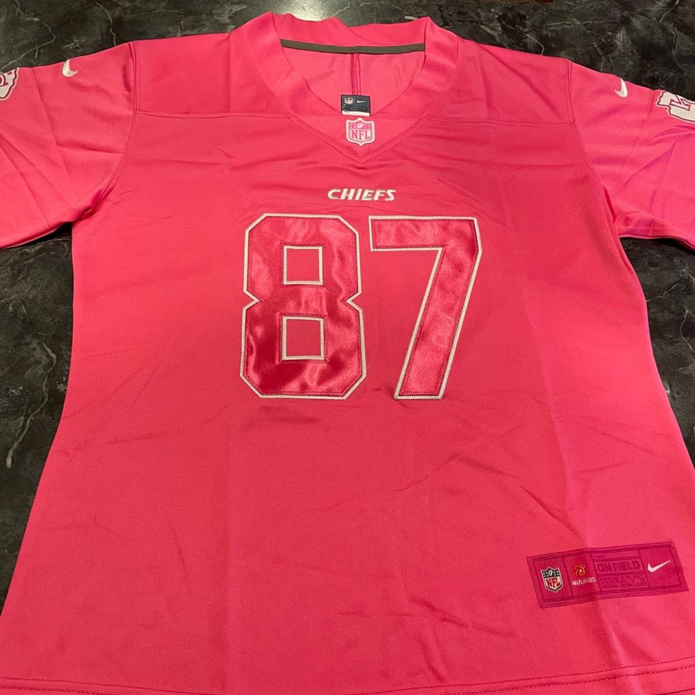 Brand New Ladies Pink Breast Cancer Chiefs Jersey